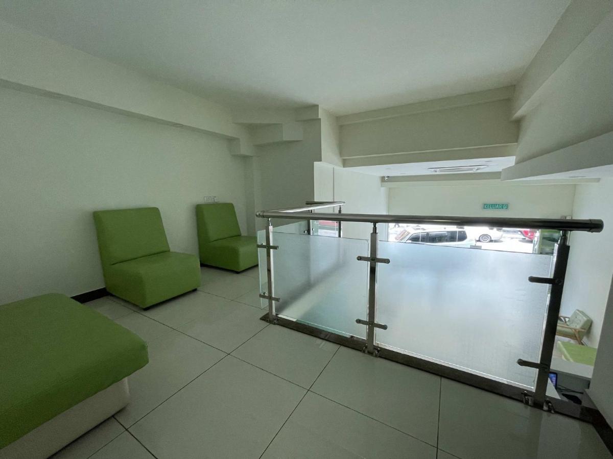 กรีน แอปเปิ้ล บูทิก โฮเต็ล Hotel โกตาคินาบาลู ภายนอก รูปภาพ