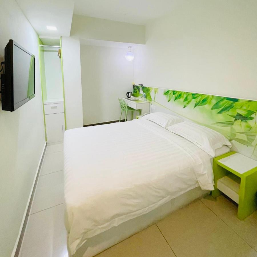 กรีน แอปเปิ้ล บูทิก โฮเต็ล Hotel โกตาคินาบาลู ภายนอก รูปภาพ